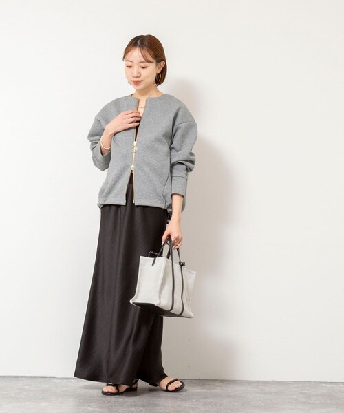 NOLLEY’S（ノーリーズ）の「ウォッシャブルダンボールブルゾン（ブルゾン・レディース・グレー/オフホワイト・38）」の3枚目の写真