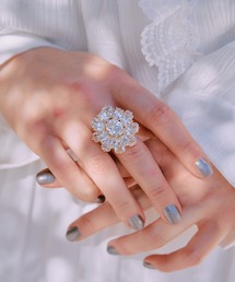 HOTEL VIVA la HOLIDAY（ホテルビバラホリデー）の「クリスタルビジューリング（リング）」