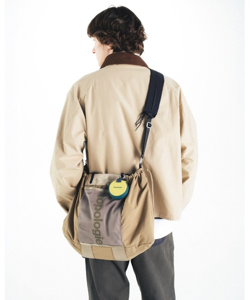 Crepe Pocket Sling（クレープ ポケット スリング）（ショルダーバッグ