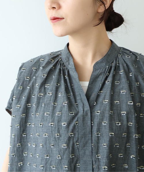 yuni(ユニ )の「Cotton/Nylon ラメジャカード kaftan ワンピース(ワンピース・レディース・グレー/ピンク/ネイビー・FREE)」の14枚目の写真