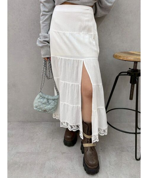 EVRIS(エヴリス)の「スリットロングティアードスカート(スカート・レディース・イエロー/ホワイト・FREE)」の1枚目の写真