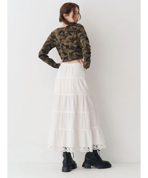 EVRIS(エヴリス)の「スリットロングティアードスカート(スカート・レディース・イエロー/ホワイト・FREE)」の6枚目の写真