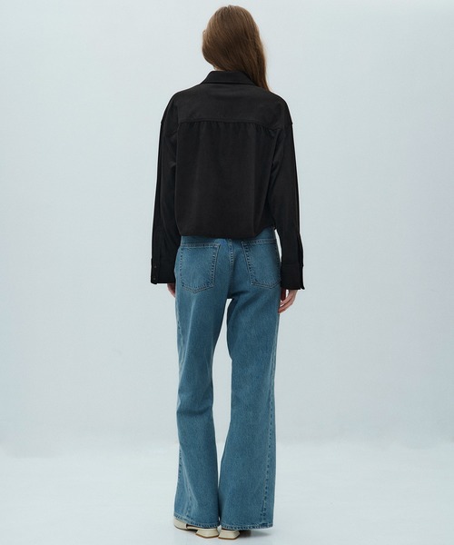 PUBLIC TOKYO(パブリックトウキョウ)の「フルイドクロップドシャツ(シャツ/ブラウス・レディース・モカ/アイボリー/ブラック・FREE)」の19枚目の写真