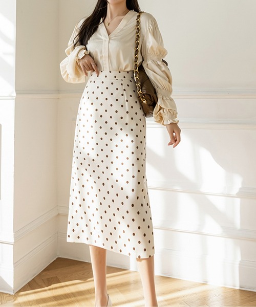 CHUL（チュル）の「レトロドットミディ丈スカート（スカート・レディース・ホワイト/ブラック・X-LARGE/LARGE/MEDIUM/SMALL）」の5枚目の写真