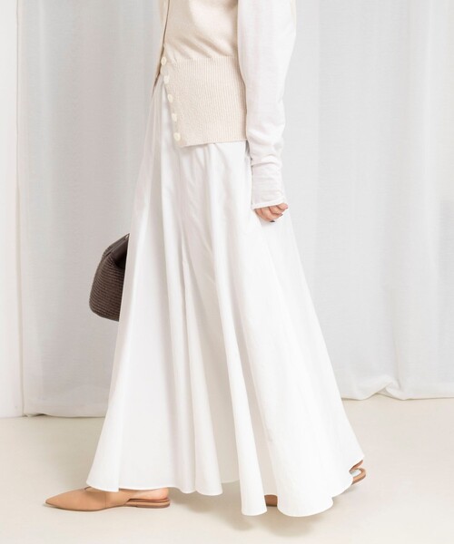 NOLLEY’S(ノーリーズ)の「【WEB&一部店舗限定色アイテム】ウォッシャブルヴィンテージタフタマチ入りマキシスカート(スカート・レディース・ライトブルー/ネイビー/ホワイト・2/1)」の1枚目の写真