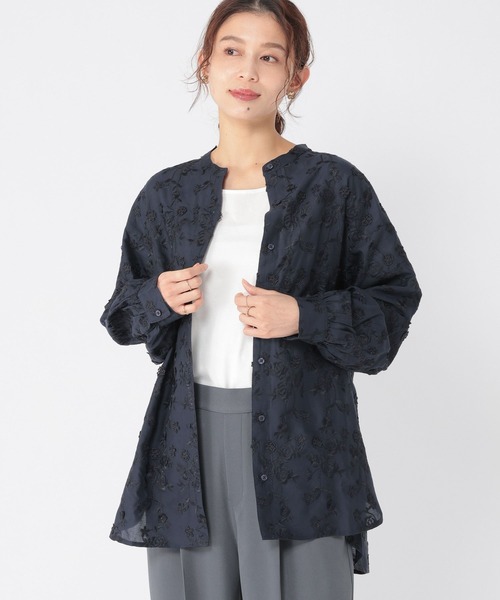 studio CLIP（スタディオクリップ）の「3Dレースバンドカラーシャツ（シャツ/ブラウス・レディース・ネイビー/オフホワイト/ライトグレー・FREE）」の18枚目の写真