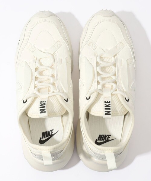NIKE(ナイキ)の「Nike TC7900 スニーカー(スニーカー・レディース・ホワイト・23/24/25)」の8枚目の写真