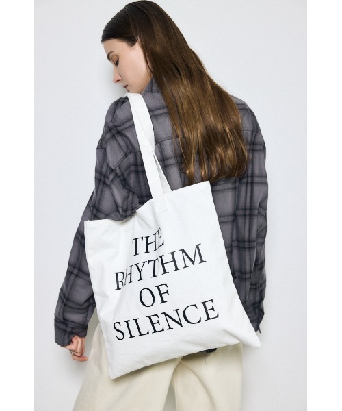 AZUL by moussy(アズールバイマウジー)の「アソートロゴトートバッグ A4収納◎ 大容量 たくさん入る 推し活(トートバッグ・レディース・ブラック/ミント/アイボリー/レッド・FREE)」の5枚目の写真