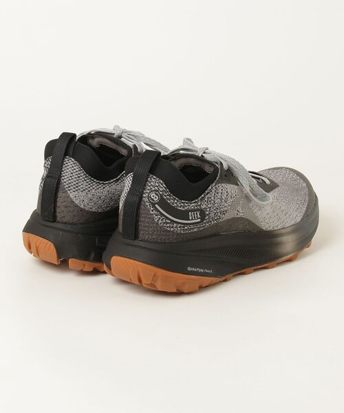 KEEN(キーン)の「SEEK / シーク / メンズ シューズ(スニーカー・メンズ・ブラック×グレー・25cm/25.5cm/26cm/26.5cm/27cm/27.5cm/28cm/28.5cm/29cm/30cm)」の2枚目の写真