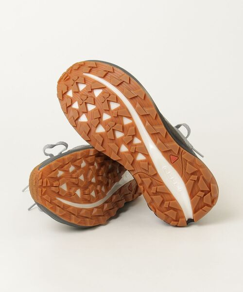 KEEN(キーン)の「SEEK / シーク / メンズ シューズ(スニーカー・メンズ・ブラック×グレー・25cm/25.5cm/26cm/26.5cm/27cm/27.5cm/28cm/28.5cm/29cm/30cm)」の3枚目の写真