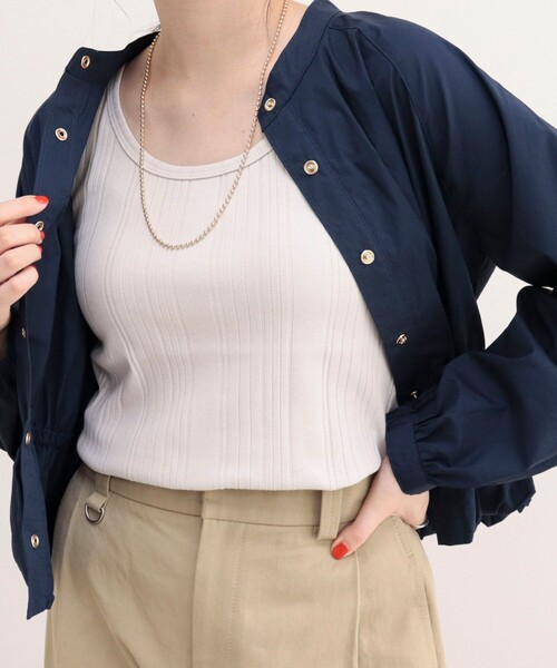 fredy emue(フレディエミュ)の「ランダムテレコタンクトップ(タンクトップ・レディース・オフホワイト/ブラック/グレイッシュベージュ/ライトグリーン/ブラウン・38)」の14枚目の写真