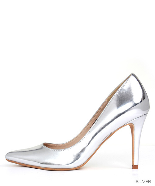 RANDA（ランダ）の「ポインテッドトゥハイヒールパンプス（パンプス・レディース・グレー/シルバー/ブラック/カーキ/ホワイト/ピンク/ゴールド・25.5/22/23/23.5/26.5/25/22.5/24/24.5/26）」の6枚目の写真