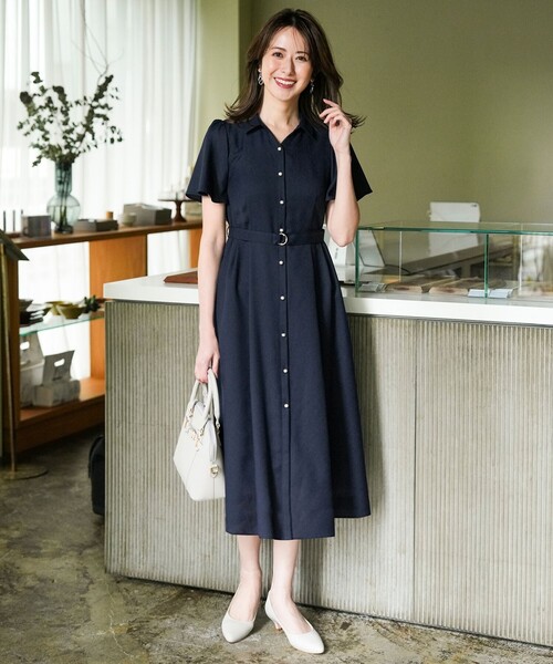 ANY SIS(エニィスィス)の「スムージーポリエステル ワンピース(シャツワンピース・レディース・スカイブルー系1/ネイビー系/ライトグリーン系/ダークブラウン系9/グレー系1・X-SMALL)」の6枚目の写真