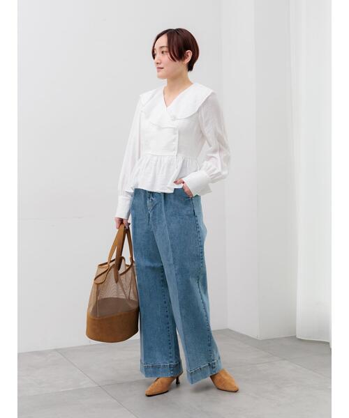 Te chichi(テチチ)の「ラッフルフリルペプラムブラウス(シャツ/ブラウス・レディース・ホワイト/サックスブルー/ネイビー・F)」の4枚目の写真