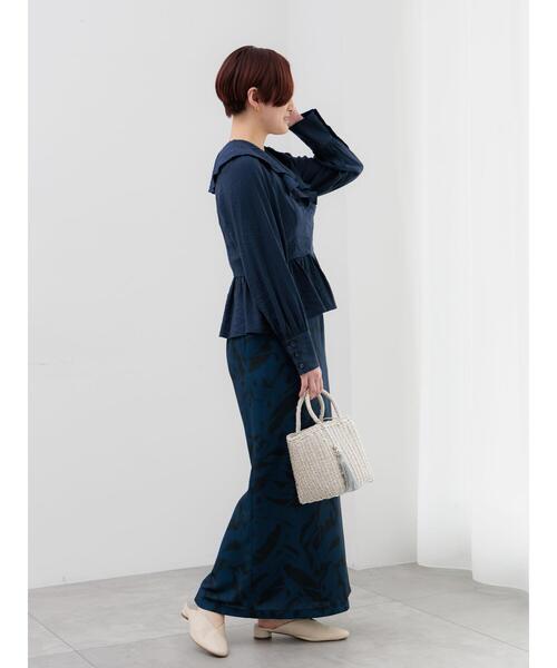 Te chichi(テチチ)の「ラッフルフリルペプラムブラウス(シャツ/ブラウス・レディース・ホワイト/サックスブルー/ネイビー・F)」の12枚目の写真