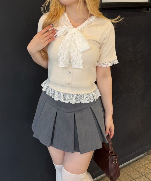 Another Branch olive des olive（アナザーブランチオリーブデオリーブ）の「【ガーリー好きにオススメ】レースリボン付テレコプルオーバー（Tシャツ/カットソー・レディース・アイボリー/ブラック/サックスブルー・FREE）」の2枚目の写真