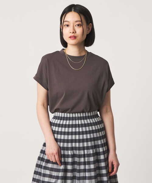 A DAY IN THE LIFE UNITED ARROWS(アデイインザライフユナイテッドアローズ)の「コットン ハイネック フレンチスリーブTシャツ <A DAY IN THE LIFE>(Tシャツ/カットソー・レディース・オフホワイト/ナチュラル/その他1/ロイヤルブルー/ダークブラウン/ピンク・M/S)」の2枚目の写真