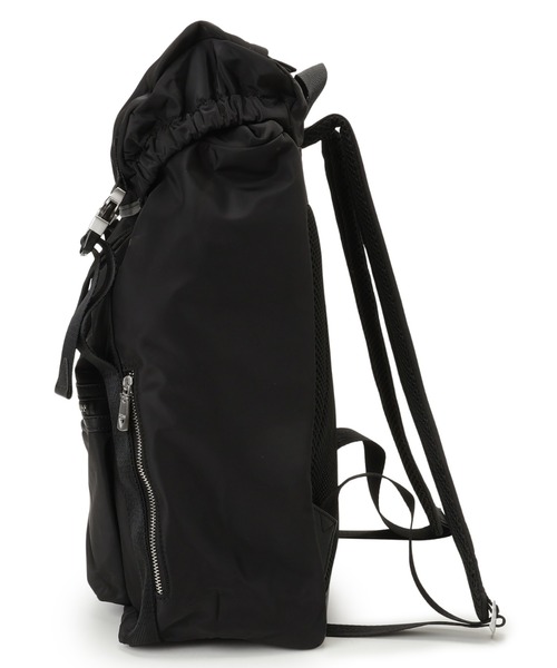 Guess(ゲス)の「BERLIN Backpack バックパック リュック(バックパック/リュック・メンズ・ブラック・ONE SIZE)」の4枚目の写真