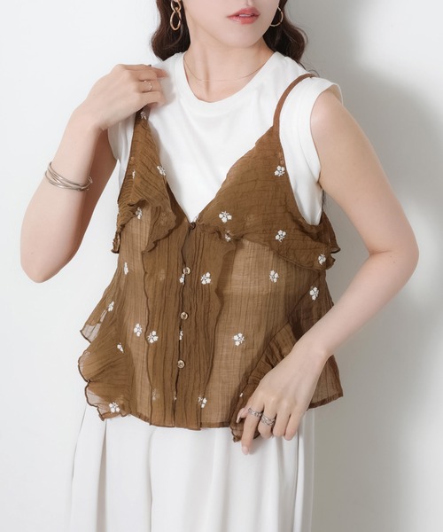 Riberry(リベリー)の「小花刺繍シアーフリル楊柳ビスチェ/キャミ(キャミソール・レディース・キャメル/アイボリー/ブラック・FREE)」の1枚目の写真