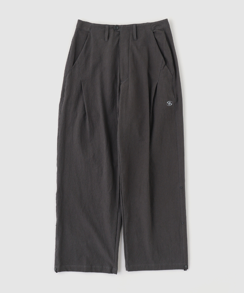 SAN SAN GEAR(サンサンギア)の「SAN SAN GEAR / サンサンギア WEAVE TAPED PANTS(スラックス・メンズ・ブラック/チャコールグレー・2/1)」の1枚目の写真