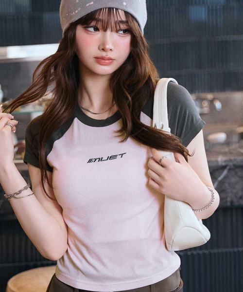 muet.（ミュエ）の「ロゴ刺繍配色ラグランコンパクトＴシャツ（Tシャツ/カットソー・レディース・ピンク/ブルー・MEDIUM/LARGE）」の17枚目の写真