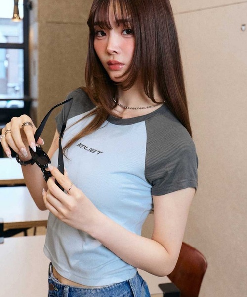 muet.（ミュエ）の「ロゴ刺繍配色ラグランコンパクトＴシャツ（Tシャツ/カットソー・レディース・ピンク/ブルー・MEDIUM/LARGE）」の15枚目の写真