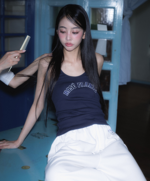 ROSEFRANTZ（ロゼフランツ）の「Round Patch Sleeveless [Navy]（Tシャツ/カットソー・レディース・ネイビー・OS）」の2枚目の写真