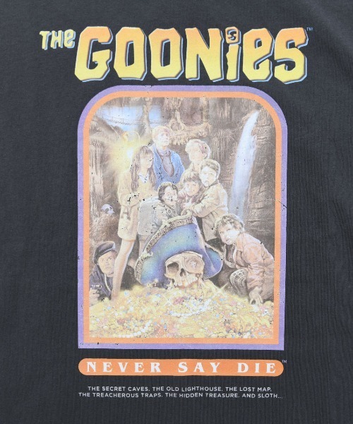 SILVER BULLET(シルバーバレット)の「『SILVER BULLET SELECT AP/シルバーバレットセレクト』The Goonies/グーニーズ ポスターTEE(Tシャツ/カットソー・レディース・スミクロ/アイボリー・LL/L/M)」の12枚目の写真