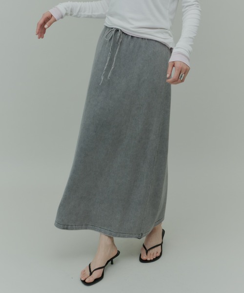 Plumel(プルメル)の「Over Dye Cut Long Skirt / オーバーダイカットロングスカート(スカート・レディース・ブラウン/グレー・MEDIUM)」の18枚目の写真