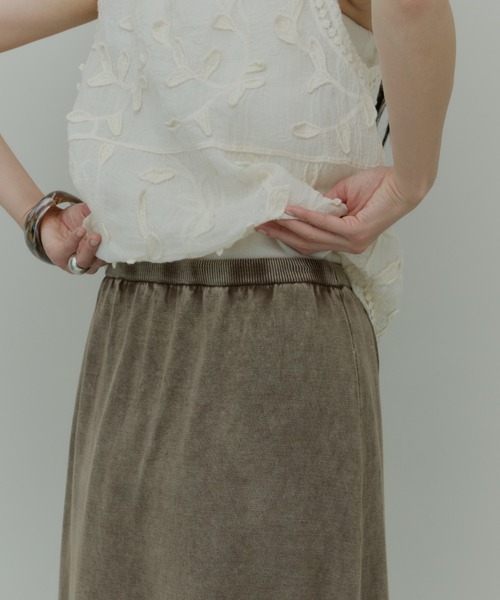 Plumel(プルメル)の「Over Dye Cut Long Skirt / オーバーダイカットロングスカート(スカート・レディース・ブラウン/グレー・MEDIUM)」の10枚目の写真