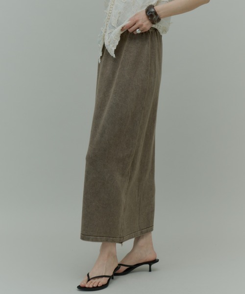 Plumel(プルメル)の「Over Dye Cut Long Skirt / オーバーダイカットロングスカート(スカート・レディース・ブラウン/グレー・MEDIUM)」の6枚目の写真