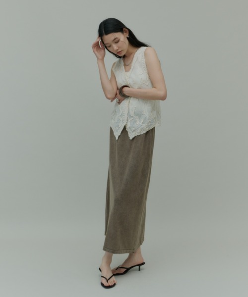 Plumel(プルメル)の「Over Dye Cut Long Skirt / オーバーダイカットロングスカート(スカート・レディース・ブラウン/グレー・MEDIUM)」の13枚目の写真