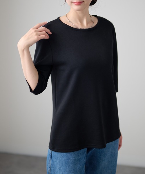 DAYRA(デイラ)の「ラウンドネック ポンチ 6分袖 サイド スリット トップス(Tシャツ/カットソー・レディース・ブラック/ホワイト/ダークグレー/ネイビー・FREE/S)」の1枚目の写真