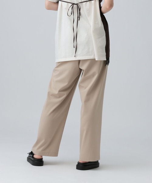 LEPSIM(レプシィム)の「ギャザーストレートパンツ 646557(その他パンツ・レディース・グレイッシュベージュ/ブラック/ネイビー・FREE)」の8枚目の写真