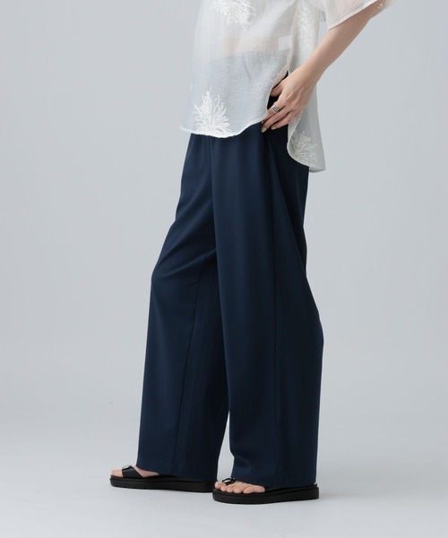 LEPSIM(レプシィム)の「ギャザーストレートパンツ 646557(その他パンツ・レディース・グレイッシュベージュ/ブラック/ネイビー・FREE)」の15枚目の写真