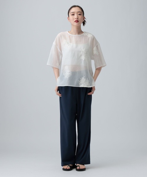 LEPSIM(レプシィム)の「ギャザーストレートパンツ 646557(その他パンツ・レディース・グレイッシュベージュ/ブラック/ネイビー・FREE)」の17枚目の写真