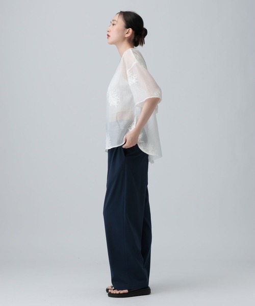 LEPSIM(レプシィム)の「ギャザーストレートパンツ 646557(その他パンツ・レディース・グレイッシュベージュ/ブラック/ネイビー・FREE)」の19枚目の写真
