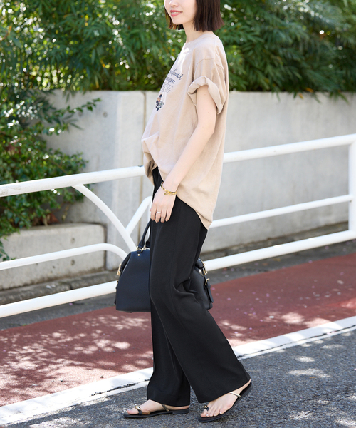 SLOBE IENA(スローブイエナ)の「《WEB限定/4サイズ展開/追加》ピンタックセミフレアパンツ(その他パンツ・レディース・ブラック・38/36/34/40)」の9枚目の写真