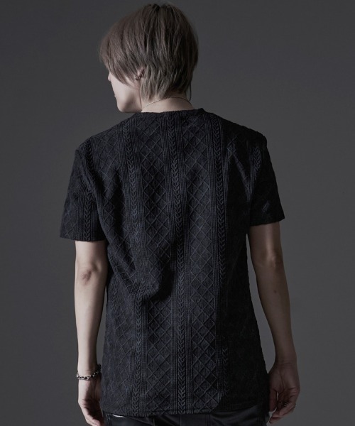 CavariA(キャバリア)の「『CavariA/キャバリア』汚し加工格子ケーブル半袖VネックTEE(Tシャツ/カットソー・メンズ・ネイビー/グレー/ブラック・XL/L/M)」の15枚目の写真