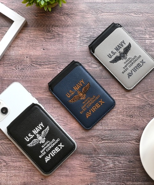 AVIREX（アヴィレックス）の「アヴィレックス MagSafe 対応 カードケース [刺繍]（スマホグッズ・メンズ・ネイビー/グレー/ブラック・ONE SIZE）」の4枚目の写真