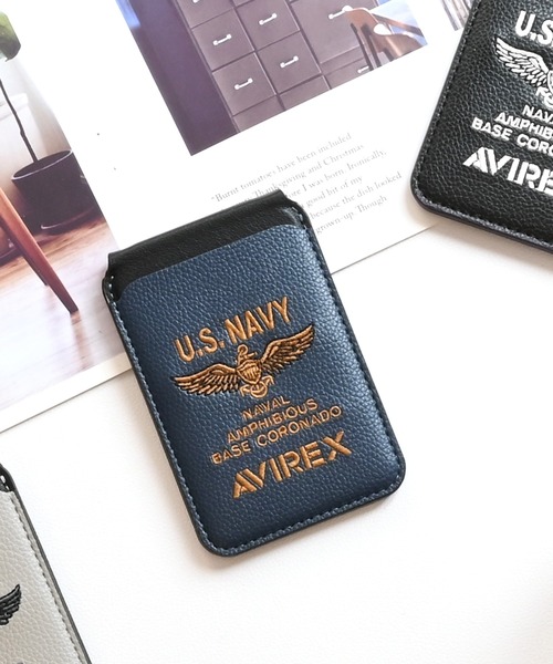 AVIREX（アヴィレックス）の「アヴィレックス MagSafe 対応 カードケース [刺繍]（スマホグッズ・メンズ・ネイビー/グレー/ブラック・ONE SIZE）」の7枚目の写真