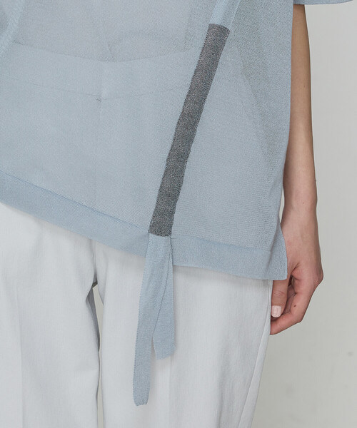 Gabardine K.T(ギャバジンケーティー)の「オーガニックコットン×リサイクルPe ドローストリングシアーセーター(ニット/セーター・レディース・チャコール・9号)」の3枚目の写真