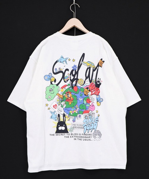 ScoLar(スカラー)の「ScoLar(スカラー) カートゥーン風 スカラーワールド柄Tシャツ(Tシャツ/カットソー・レディース・オフホワイト/チャコールグレー/イエロー/ピンク・MEDIUM)」の12枚目の写真