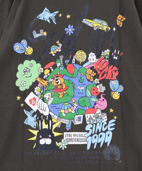 ScoLar(スカラー)の「ScoLar(スカラー) カートゥーン風 スカラーワールド柄Tシャツ(Tシャツ/カットソー・レディース・オフホワイト/チャコールグレー/イエロー/ピンク・MEDIUM)」の16枚目の写真