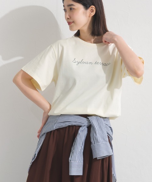 OMNES(オムネス)の「きれいめロゴプリント半袖Tシャツ(Tシャツ/カットソー・レディース・アイボリー/サックスブルー/ネイビー/ブラック・FREE)」の7枚目の写真