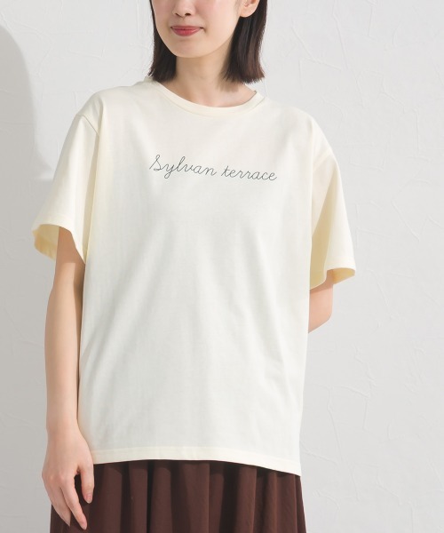 OMNES(オムネス)の「きれいめロゴプリント半袖Tシャツ(Tシャツ/カットソー・レディース・アイボリー/サックスブルー/ネイビー/ブラック・FREE)」の10枚目の写真