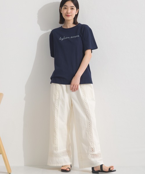 OMNES(オムネス)の「きれいめロゴプリント半袖Tシャツ(Tシャツ/カットソー・レディース・アイボリー/サックスブルー/ネイビー/ブラック・FREE)」の21枚目の写真