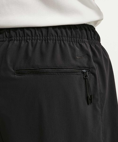 NIKE(ナイキ)の「ナイキ テック ヘリオス メンズ Dri-FIT パンツ / Nike Tech Helios Men's Dri-FIT Pants IF1283-010 Black(その他パンツ・メンズ・ブラック・XL/S/M/L/2XL)」の22枚目の写真