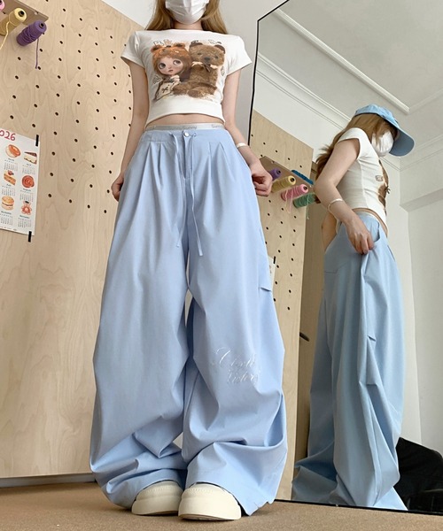 FAVORITO（ファヴォリート）の「ワイドレッグ（その他パンツ・レディース・ライトブルー/ホワイト/ブラック・L/M/S）」の16枚目の写真