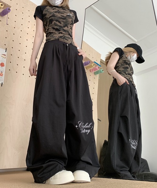 FAVORITO（ファヴォリート）の「ワイドレッグ（その他パンツ・レディース・ライトブルー/ホワイト/ブラック・L/M/S）」の5枚目の写真